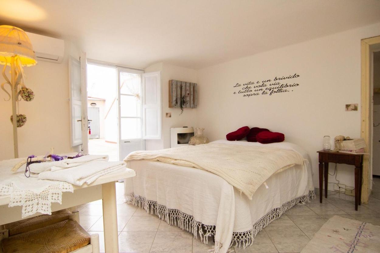 200Metri Dal Mare Raffinato Chalet Con Giardino Apartment Marina Di Pisa Ngoại thất bức ảnh